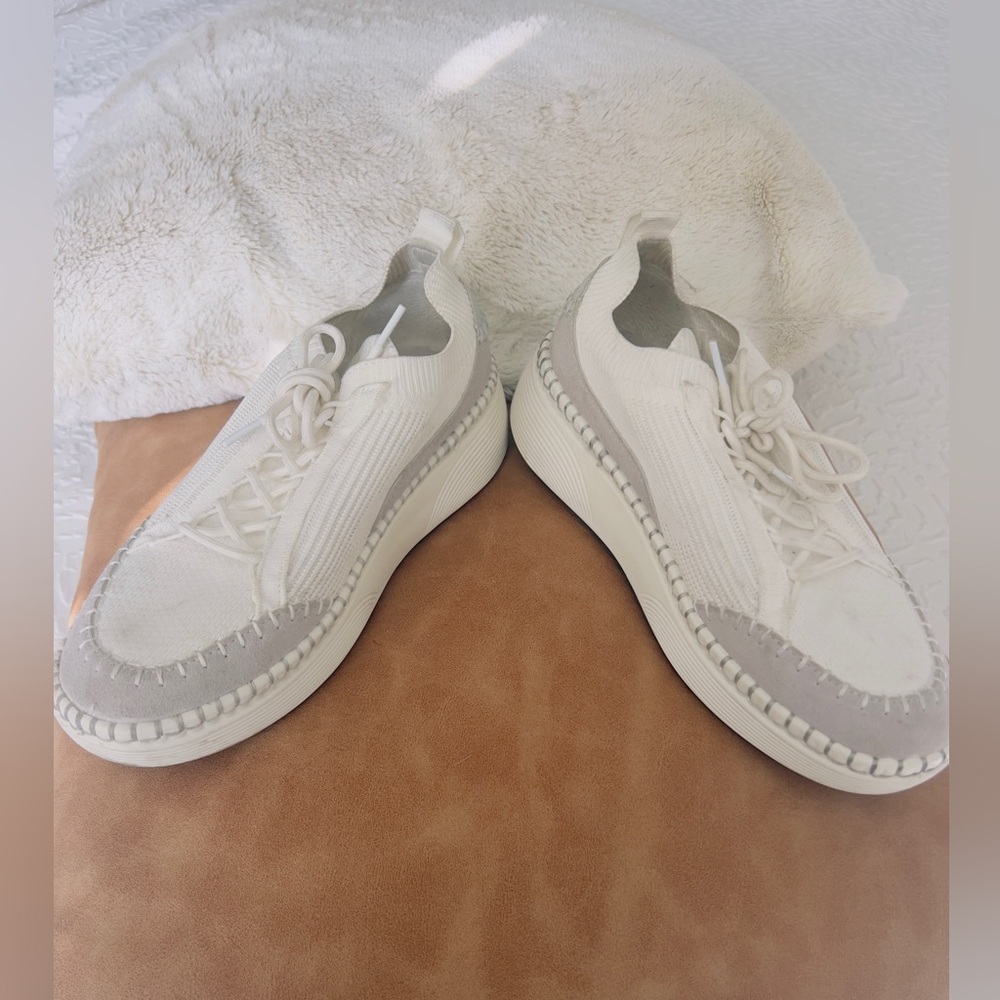 Steve Madden White and Gray Sneakers